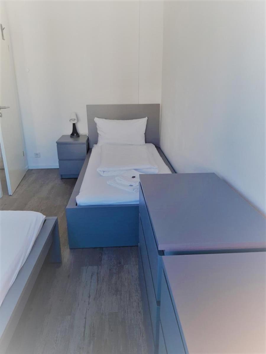 Mehrbett-Apartment 1 Citynah, Einfache Ausstattung Hamburg-Harburg Buitenkant foto